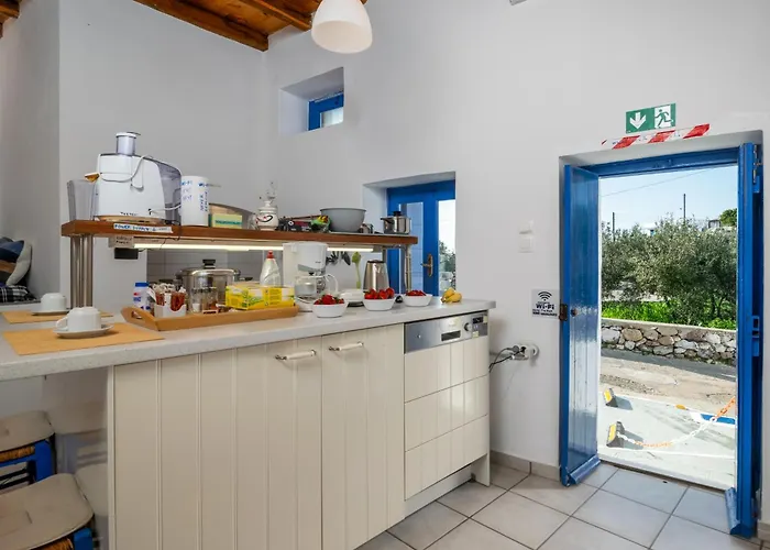 Allure Milos * 플라카